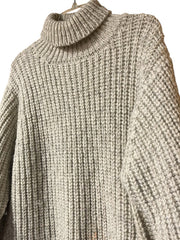 Load image into Gallery viewer, Alan Paine All Wool Chunky Ribbed Turtleneck Sweater Made in Hong Kong Size 44 - Lisa Lassi
