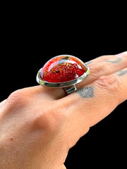 Load image into Gallery viewer, Crimson Sting Ring