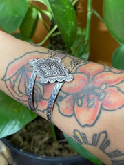 Load image into Gallery viewer, Diamond Western Cuff Bracelet