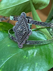 Load image into Gallery viewer, Diamond Western Cuff Bracelet