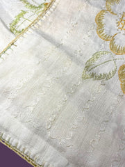 Load image into Gallery viewer, Vintage Hand Embroidered Floral Table Runner Linen 36x11