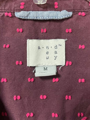 Load image into Gallery viewer, Textured Button Shirt – Women’s M – Plum w/ Pink Swiss Dot