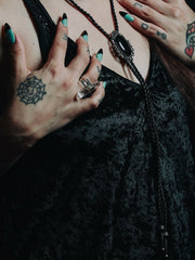 Load image into Gallery viewer, Black Stone Bolo Tie - Lisa Lassi