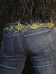 Load image into Gallery viewer, Front Tie Macrame Belt