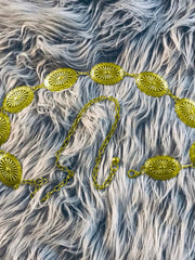 Load image into Gallery viewer, Simple Gold Concho Belt