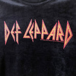 Load image into Gallery viewer, Def Leppard Cropped Long Sleeve Top Women’s Small Black Velvet Band Tee Graphic

