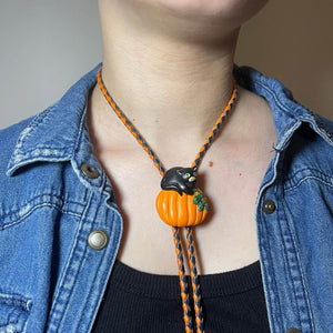 🎃 Halloween Bolo Tie – Black Cat & Pumpkin