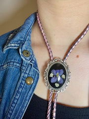 Load image into Gallery viewer, Pressed Flower Bolo Tie
