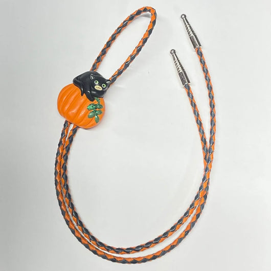 🎃 Halloween Bolo Tie – Black Cat & Pumpkin
