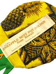 Load image into Gallery viewer, Vintage Hawaiian Pineapple Pot Holder | Waimea Falls Park Souvenir