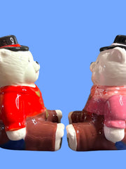 Load image into Gallery viewer, Winn-Dixie 2008 Collector Winn &amp; Dixie Western Bear Salt Pepper Shakers NIB