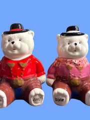Load image into Gallery viewer, Winn-Dixie 2008 Collector Winn &amp; Dixie Western Bear Salt Pepper Shakers NIB
