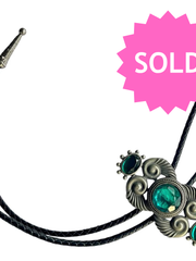 Load image into Gallery viewer, Bolo Tie – Black Cord &amp; Emerald Green Stones