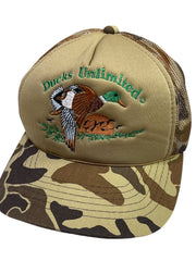 Load image into Gallery viewer, Vintage Ducks Unlimited Mallard Duck Camo Trucker Snapback Hunting Hat