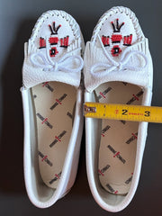 Load image into Gallery viewer, Minnetonka Thunderbird White Leather Beaded Moccasins Women’s Size 6 Unworn