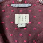 Load image into Gallery viewer, Textured Button Shirt – Women’s M – Plum w/ Pink Swiss Dot
