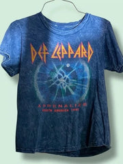 Load image into Gallery viewer, Def Leppard shirt
