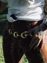 Load image into Gallery viewer, Gold Moon and Stars Link Belt
