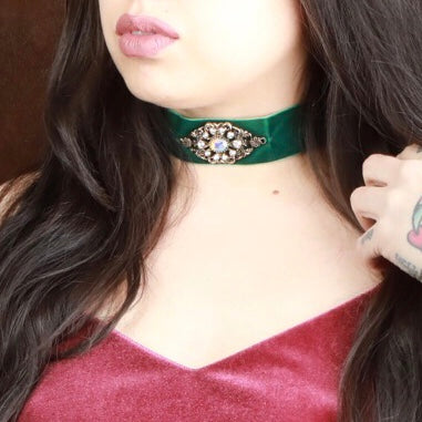 Green Velvet Choker - Lisa Lassi