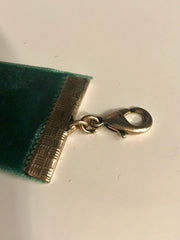 Load image into Gallery viewer, Green Velvet Choker - Lisa Lassi
