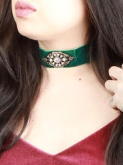 Load image into Gallery viewer, Green Velvet Choker - Lisa Lassi
