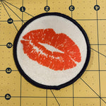Load image into Gallery viewer, Lips circle patch
