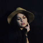 Load image into Gallery viewer, Floppy Straw Hat with Gold Chain
