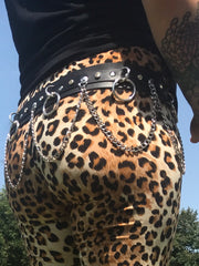 Load image into Gallery viewer, Vegan Lightweight Bondage Belt - Lisa Lassi
