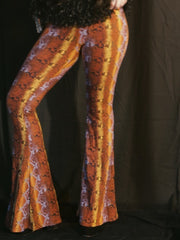 Load image into Gallery viewer, Multicolor Snake Print Flare Pants
